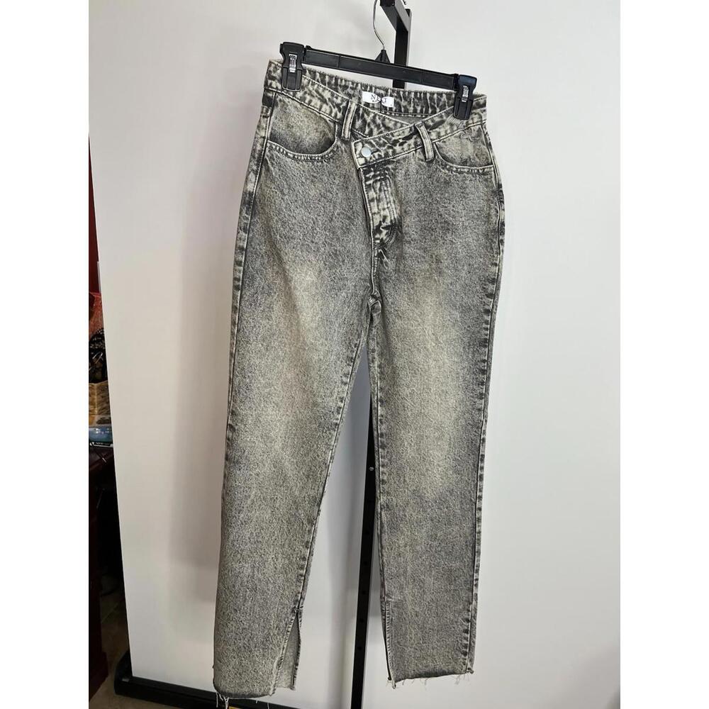 Women's NEST Black Label Asymmetrical Black Acid Wash Jeans Size 5